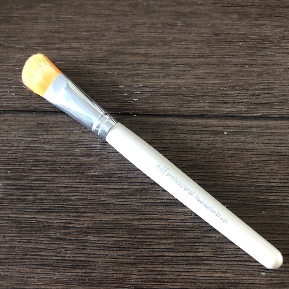 ELF Make-up Brush: Foundation Brush